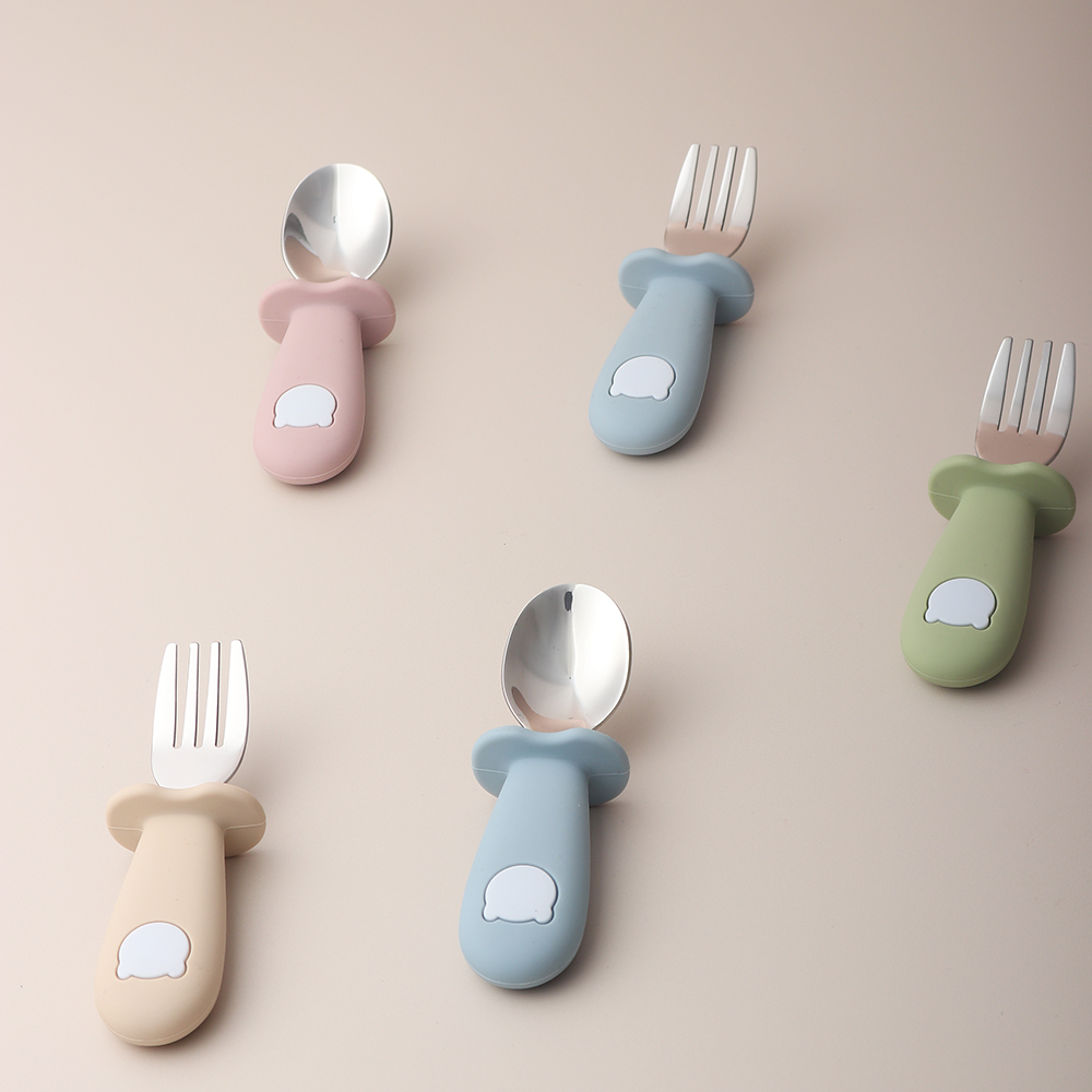 Baby Panda Shape Silicone Spoo - Baby Food Utensil 评论和价格